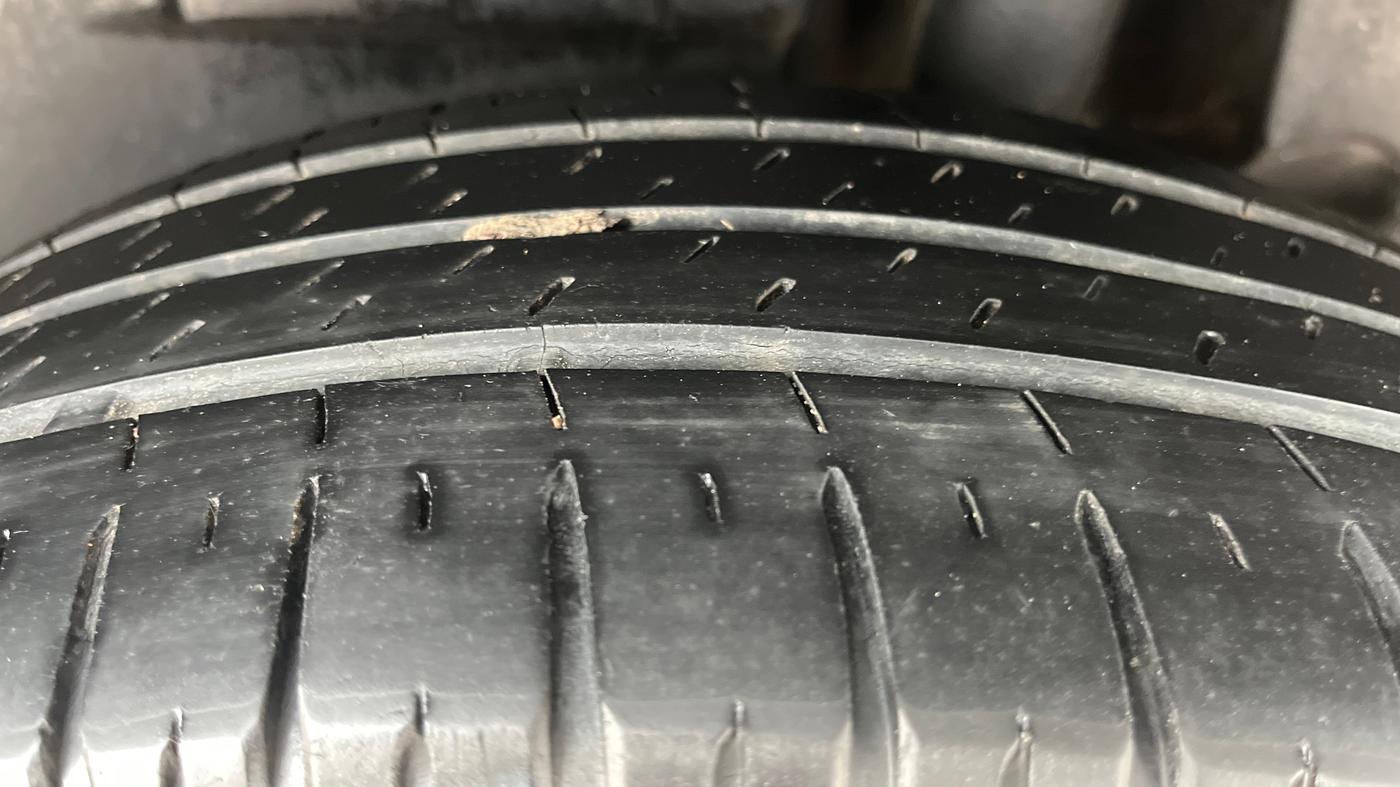 2020 Maruti Dzire ZXI Plus AMT, Petrol, Automatic, 60,929 km, Left Rear Tyre Tread