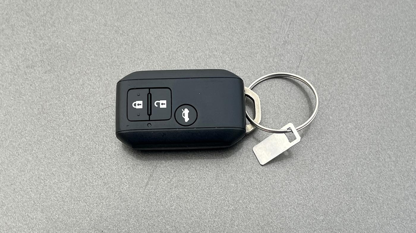 2020 Maruti Dzire ZXI Plus AMT, Petrol, Automatic, 60,929 km, Key Close Up