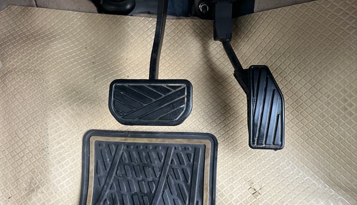 2020 Maruti Dzire ZXI Plus AMT, Petrol, Automatic, 60,929 km, Pedals