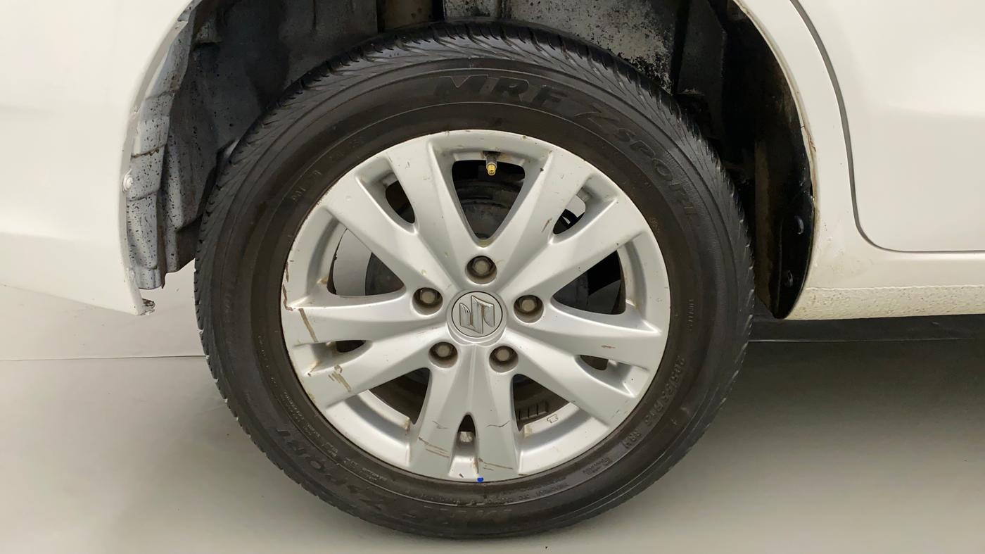 2017 Maruti Ertiga ZDI + SHVS, Diesel, Manual, 1,10,110 km, Right Rear Wheel