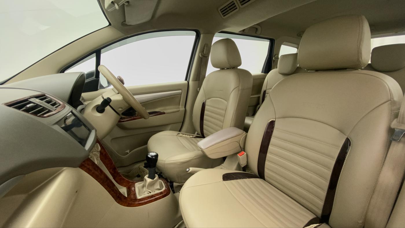 2017 Maruti Ertiga ZDI + SHVS, Diesel, Manual, 1,10,110 km, Right Side Front Door Cabin