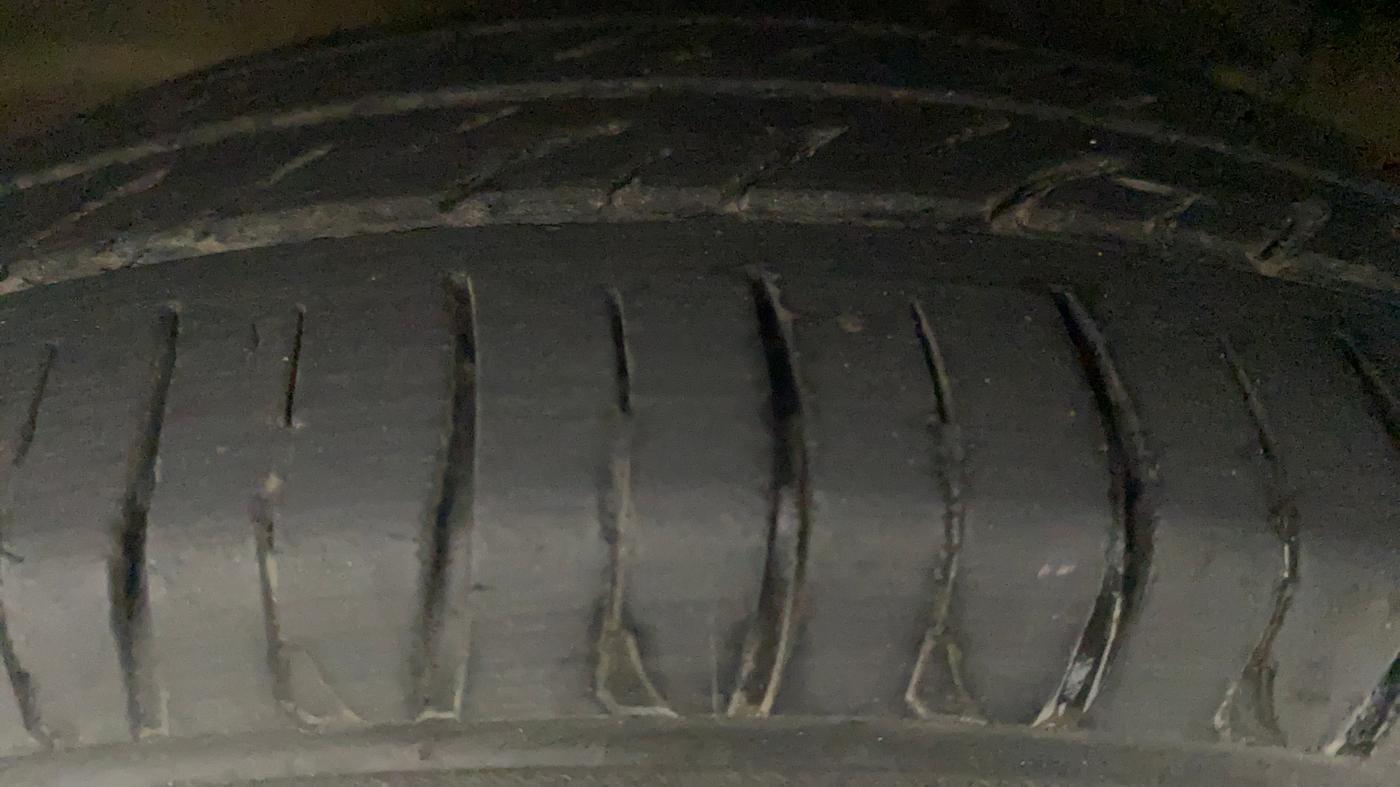 2013 Maruti Alto 800 LXI CNG, CNG, Manual, 92,442 km, Left Rear Tyre Tread