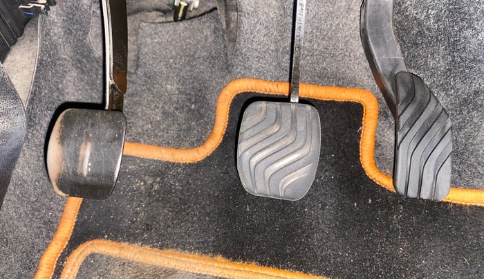 2018 Renault Kwid RXL, Petrol, Manual, 37,030 km, Pedals