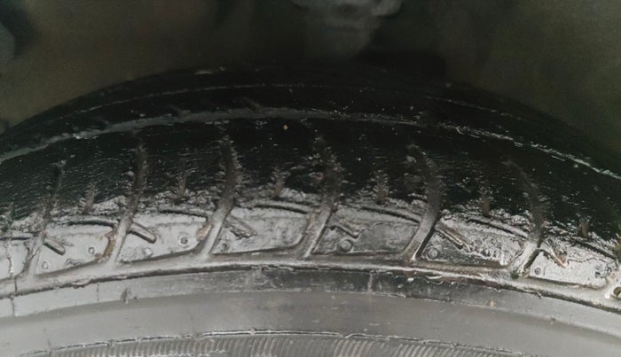 2018 Maruti Celerio VXI AMT, Petrol, Automatic, 57,846 km, Left Front Tyre Tread