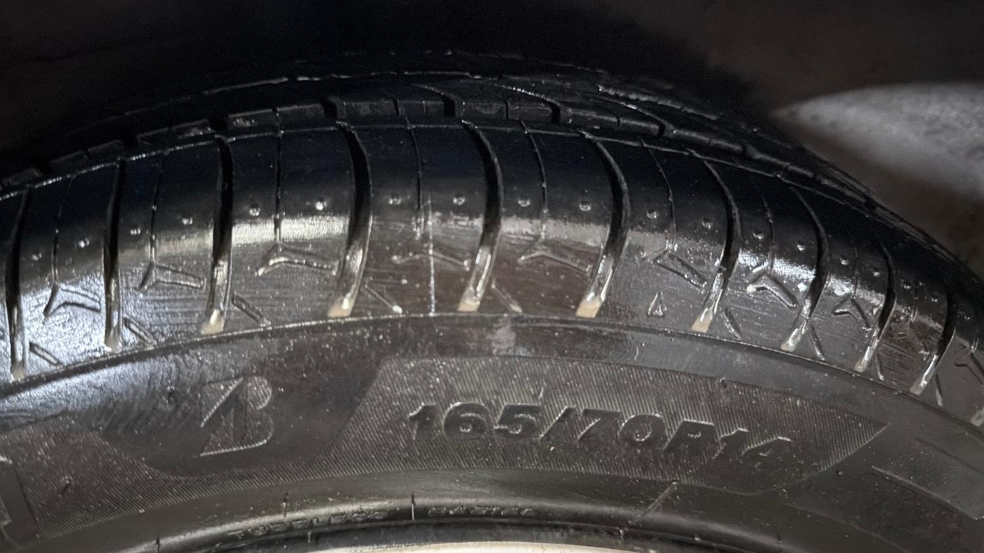 2017 Hyundai Xcent E+, Petrol, Manual, 66,534 km, Right Rear Tyre Tread