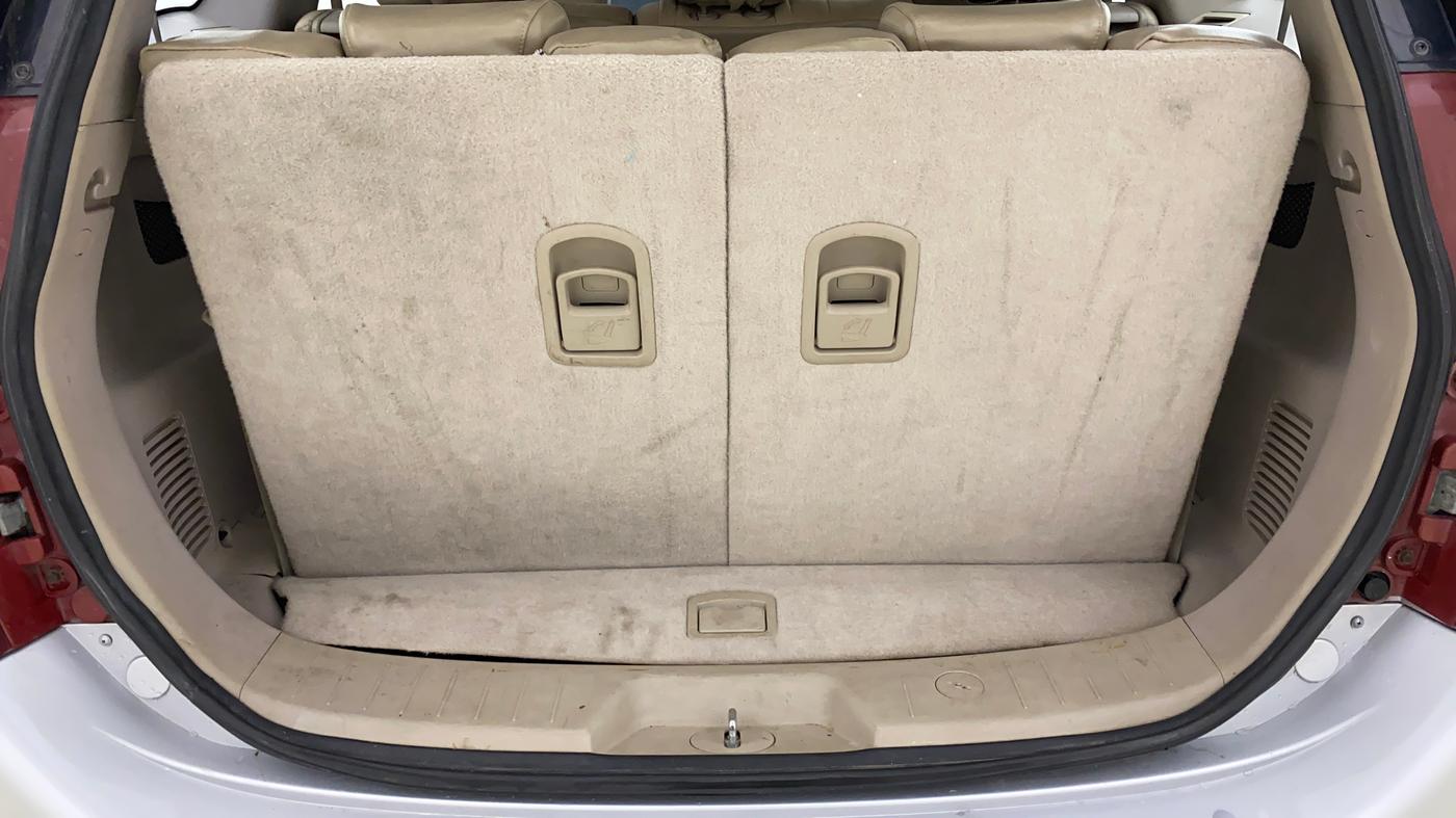 2016 Mahindra XUV500 W6, Diesel, Manual, 63,766 km, Boot Inside