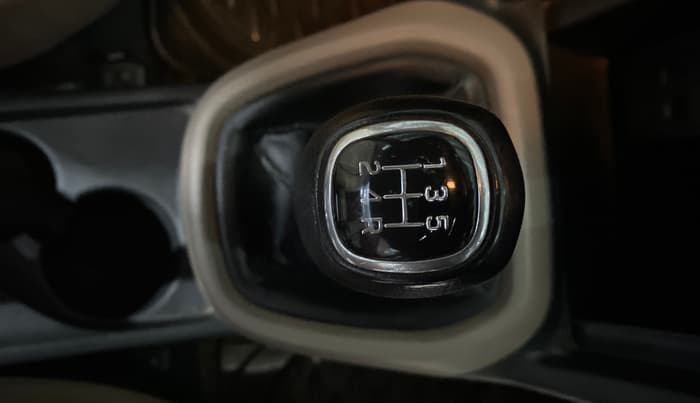 2015 Hyundai Xcent SX 1.2, Petrol, Manual, 88,202 km, Gear Lever