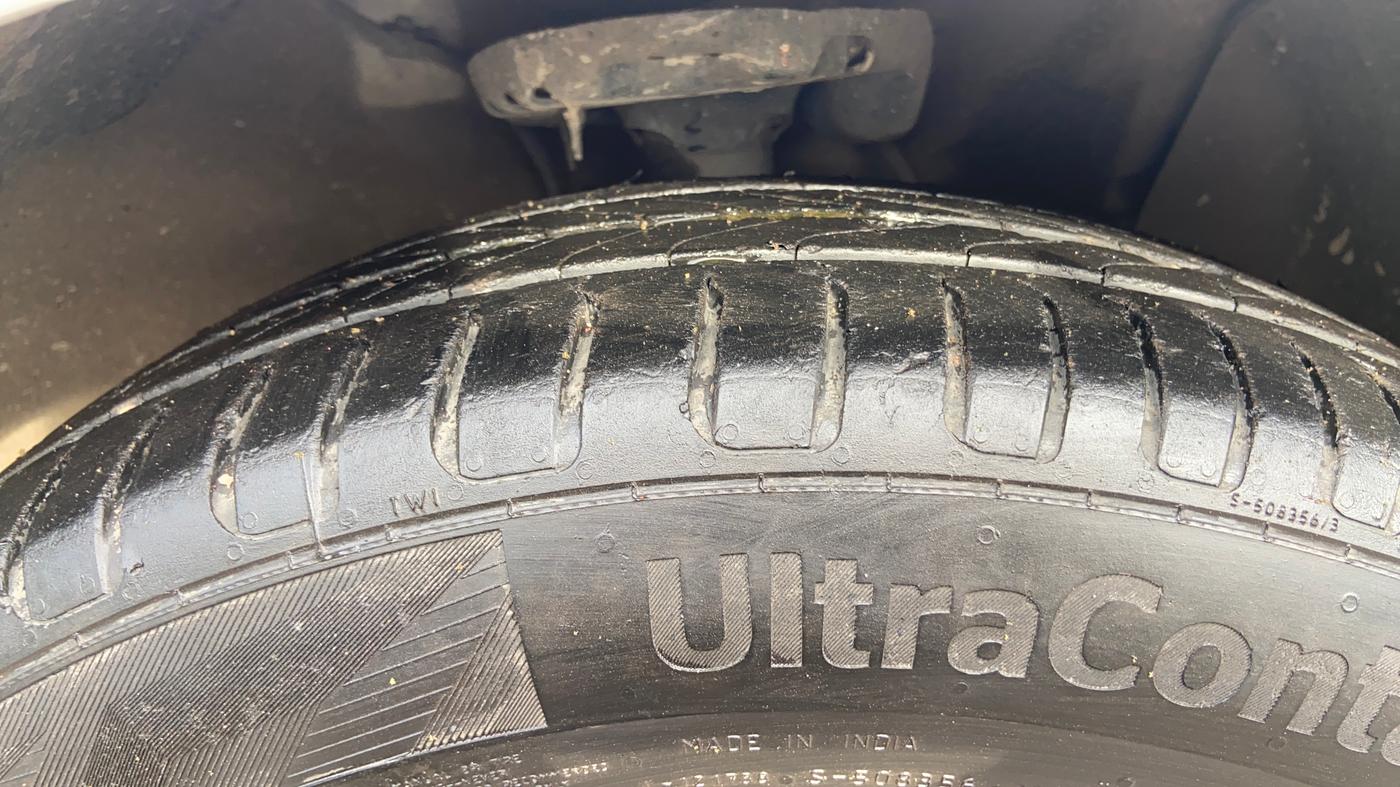 2018 Hyundai Verna 1.6 CRDI SX + AT, Diesel, Automatic, 86,180 km, Right Front Tyre Tread