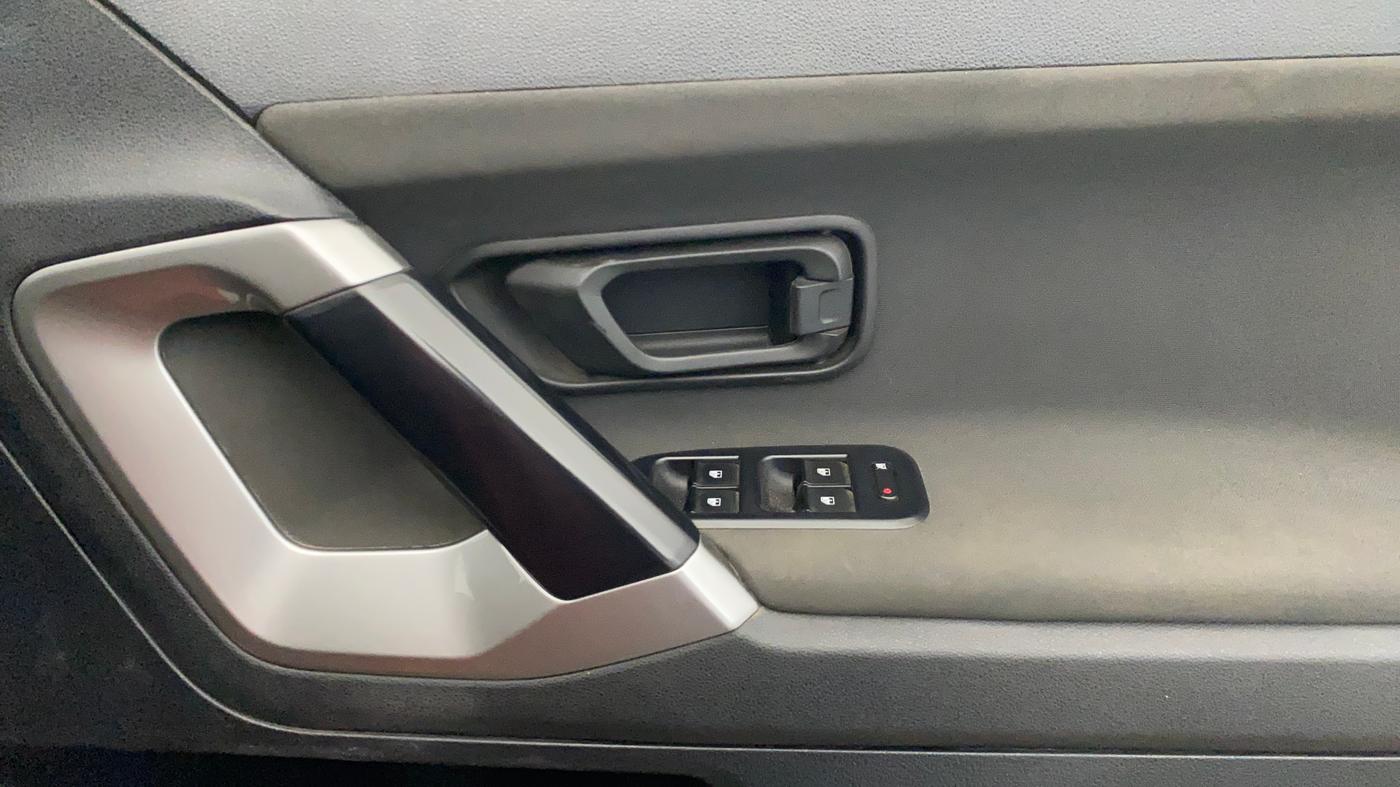 2020 Tata Harrier XM 2.0L KRYOTEC, Diesel, Manual, 73,584 km, Driver Side Door Panels Control