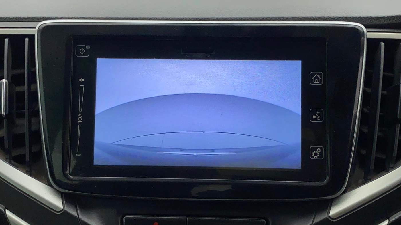 2017 Maruti Baleno ALPHA PETROL 1.2, Petrol, Manual, 28,328 km, Parking Camera