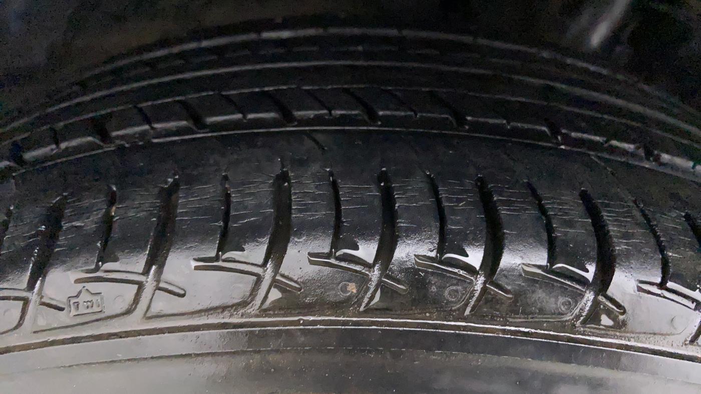 2017 Maruti Baleno ZETA PETROL 1.2, Petrol, Manual, 31,300 km, Left Rear Tyre Tread