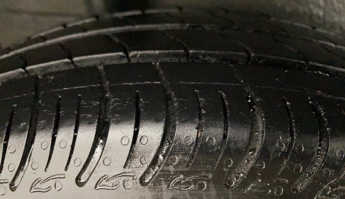 2022 Maruti S PRESSO VXI (O) CNG, CNG, Manual, 22,727 km, Right Rear Tyre Tread