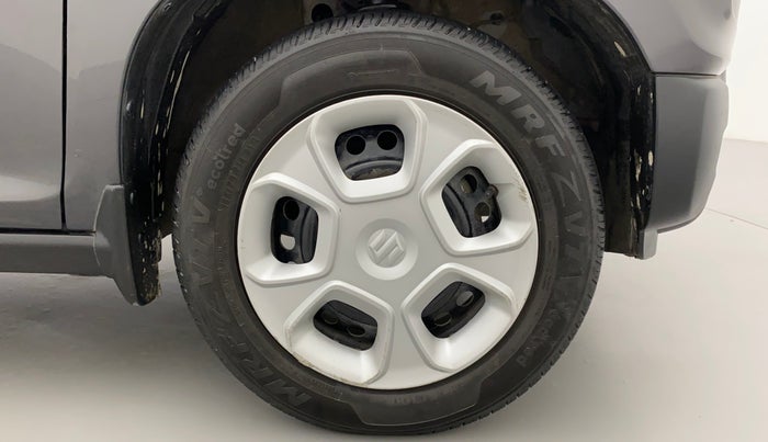 2022 Maruti S PRESSO VXI (O) CNG, CNG, Manual, 22,727 km, Right Front Wheel