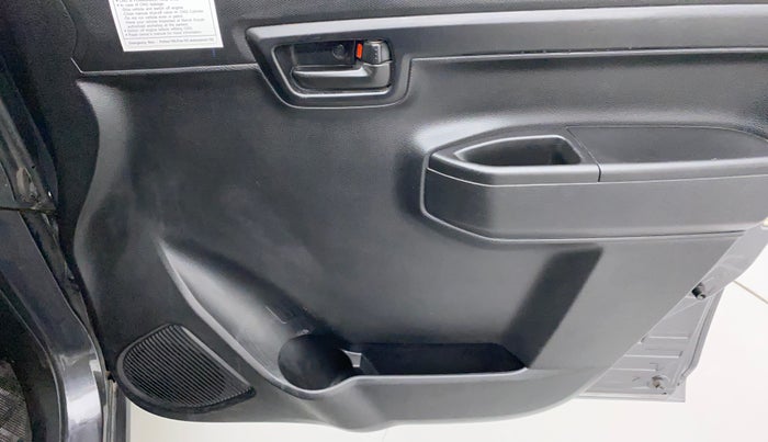 2022 Maruti S PRESSO VXI (O) CNG, CNG, Manual, 22,727 km, Driver Side Door Panels Control