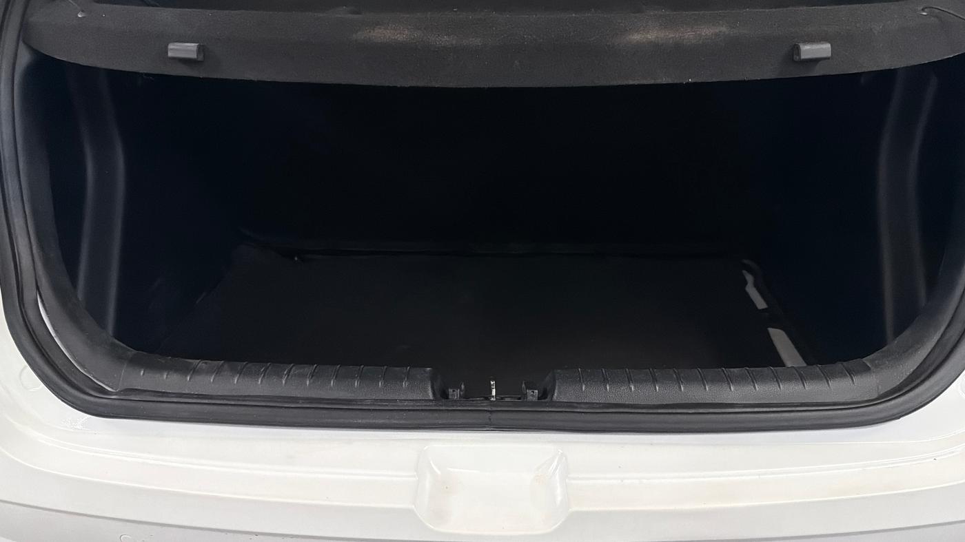 2022 Hyundai NEW I20 Sportz 1.2 IVT, Petrol, Automatic, 1,21,970 km, Boot Inside