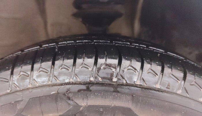 2022 Maruti New Wagon-R VXI CNG 1.0, CNG, Manual, 63,715 km, Right Front Tyre Tread