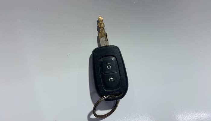 2017 Renault Kwid RXT 0.8, Petrol, Manual, 63,964 km, Key Close Up