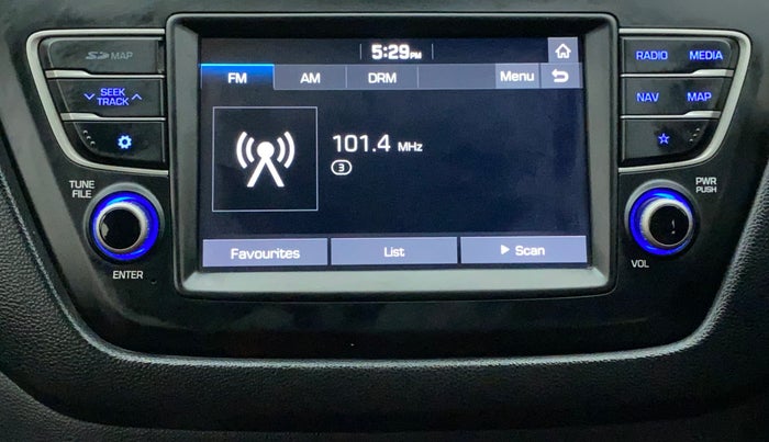 2018 Hyundai Elite i20 ASTA 1.2 DUAL TONE, Petrol, Manual, 76,921 km, Infotainment System