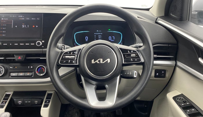 2022 KIA CARENS PRESTIGE 1.4G MT 7STR, Petrol, Manual, 4,728 km, Steering Wheel Close Up
