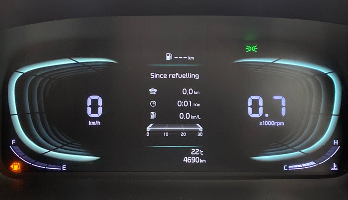 2022 KIA CARENS PRESTIGE 1.4G MT 7STR, Petrol, Manual, 4,728 km, Odometer Image