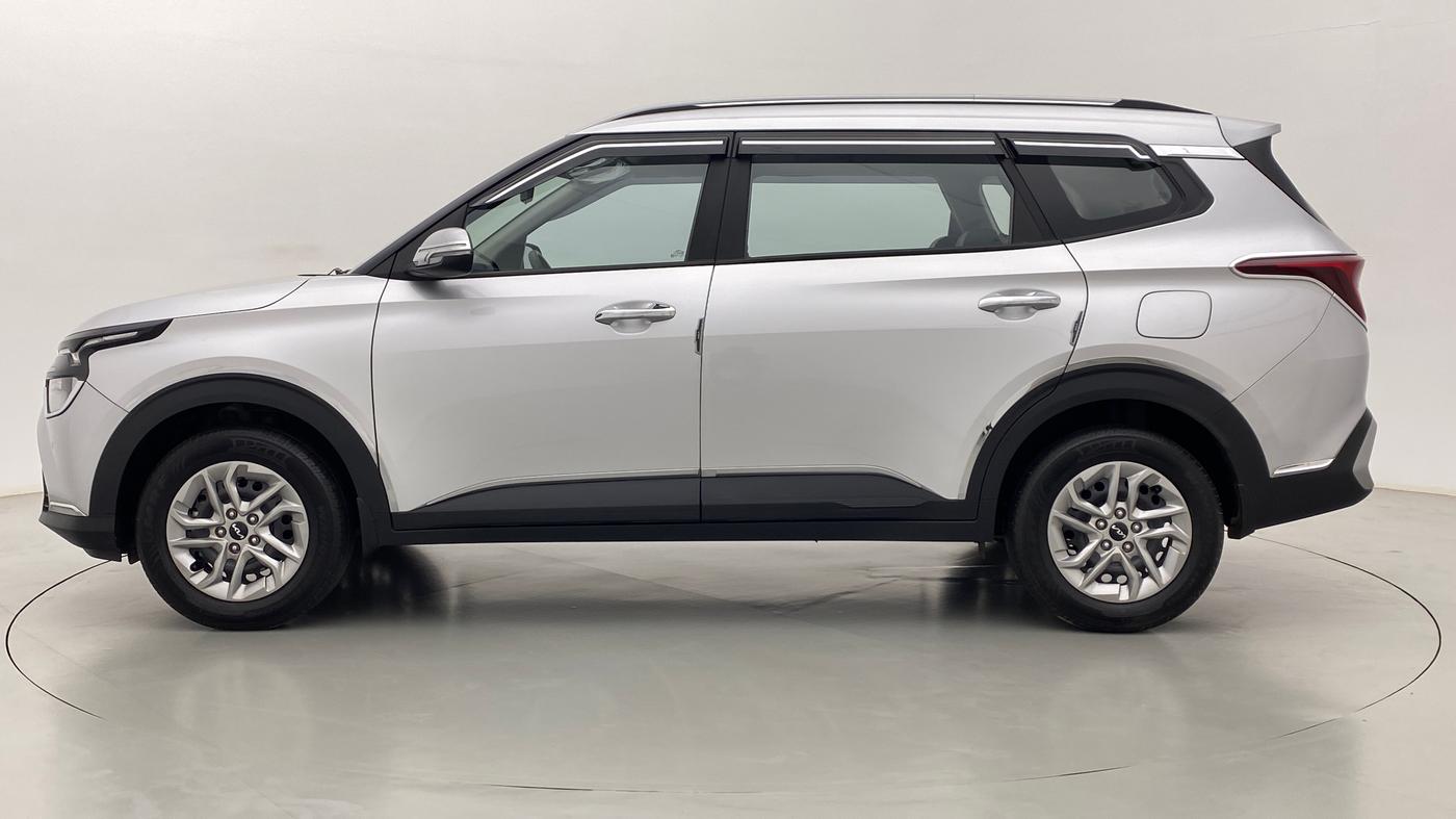 2022 KIA CARENS PRESTIGE 1.4G MT 7STR, Petrol, Manual, 4,728 km, Left Side