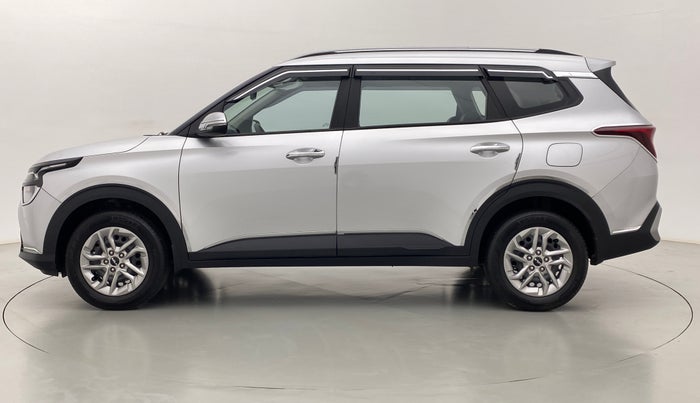 2022 KIA CARENS PRESTIGE 1.4G MT 7STR, Petrol, Manual, 4,728 km, Left Side