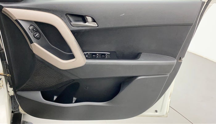 2017 Hyundai Creta SX PLUS AT 1.6 PETROL, Petrol, Automatic, 87,878 km, Driver Side Door Panels Control