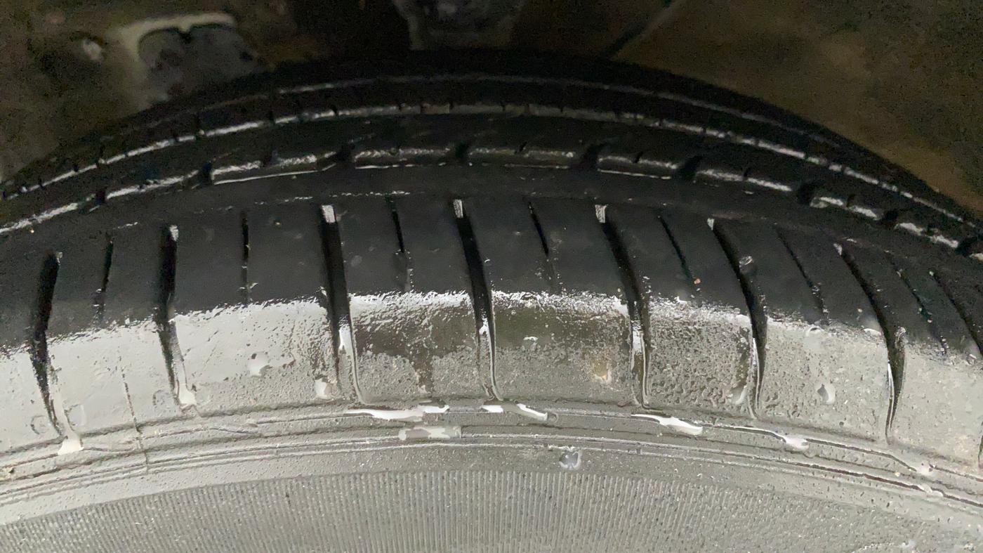 2017 Hyundai Creta SX PLUS AT 1.6 PETROL, Petrol, Automatic, 87,878 km, Left Front Tyre Tread