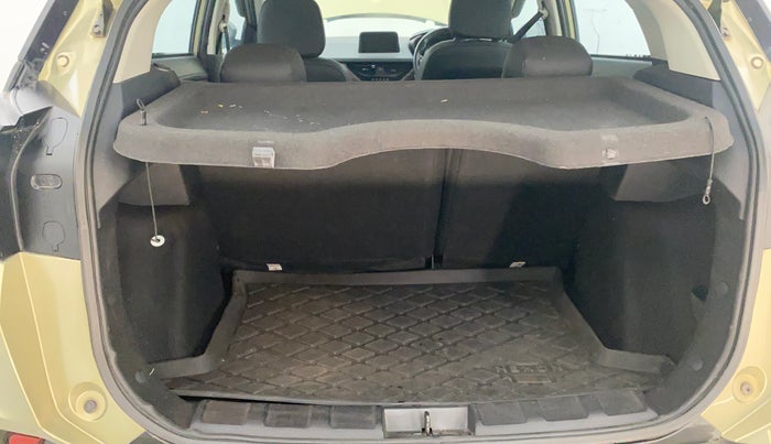 2022 Tata NEXON XZA PLUS KAZIRANGA PETROL, Petrol, Automatic, 68,772 km, Boot Inside