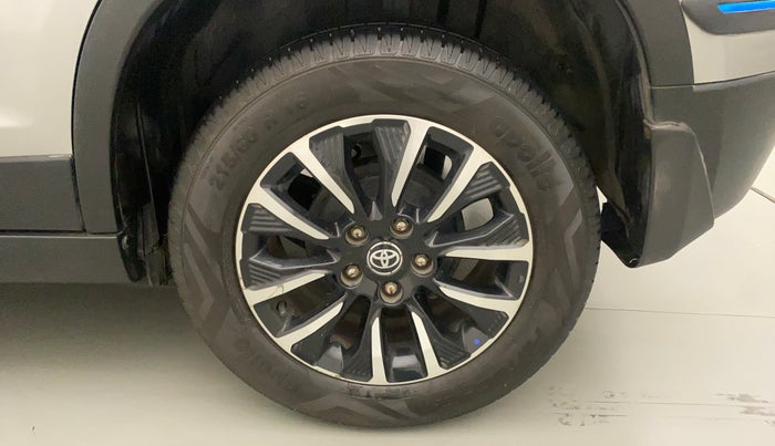 2022 Toyota URBAN CRUISER PREMIUM GRADE AT, Petrol, Automatic, 35,096 km, Left Rear Wheel