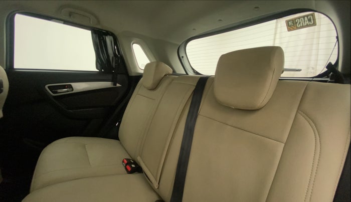2022 Toyota URBAN CRUISER PREMIUM GRADE AT, Petrol, Automatic, 35,096 km, Right Side Rear Door Cabin