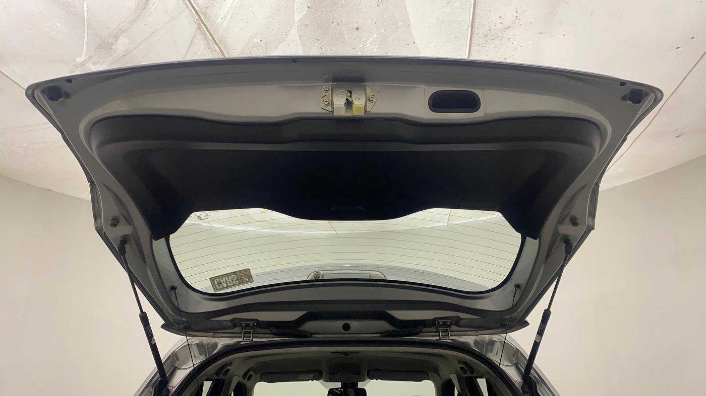 2022 Toyota URBAN CRUISER PREMIUM GRADE AT, Petrol, Automatic, 35,096 km, Boot Door Open
