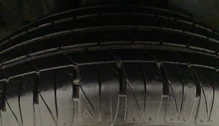 2022 Toyota URBAN CRUISER PREMIUM GRADE AT, Petrol, Automatic, 35,096 km, Right Rear Tyre Tread