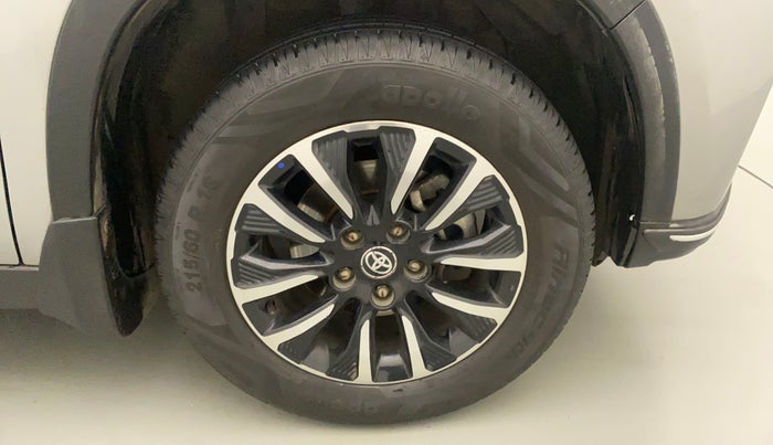 2022 Toyota URBAN CRUISER PREMIUM GRADE AT, Petrol, Automatic, 35,096 km, Right Front Wheel