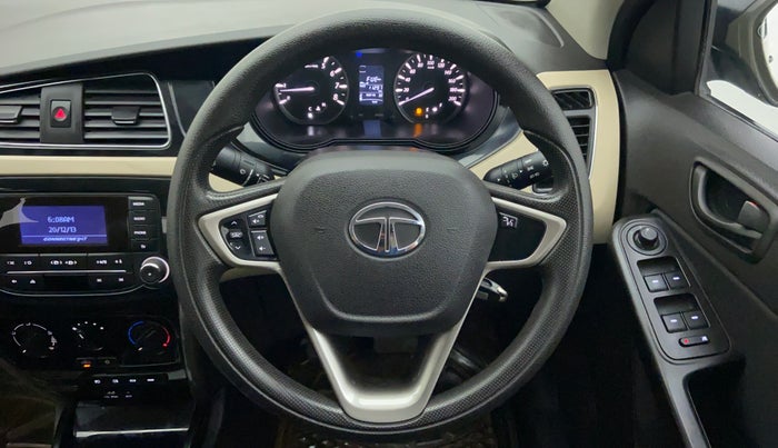 2016 Tata Zest XM RT 90 PS ABS, Petrol, Manual, 11,296 km, Steering Wheel Close Up