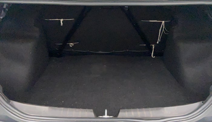 2016 Tata Zest XM RT 90 PS ABS, Petrol, Manual, 11,296 km, Boot Inside