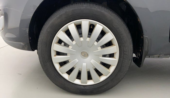 2016 Tata Zest XM RT 90 PS ABS, Petrol, Manual, 11,296 km, Left Front Wheel
