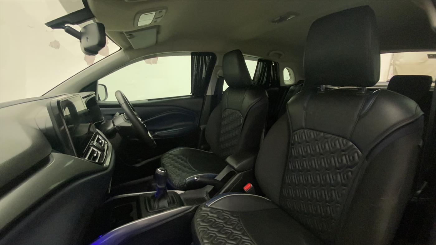 2022 Maruti Baleno ALPHA PETROL 1.2, Petrol, Manual, 15,771 km, Right Side Front Door Cabin