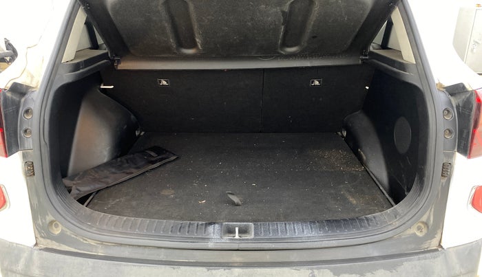 2020 KIA SELTOS GTX PLUS AT 1.5 DIESEL, Diesel, Automatic, 31,482 km, Boot Inside