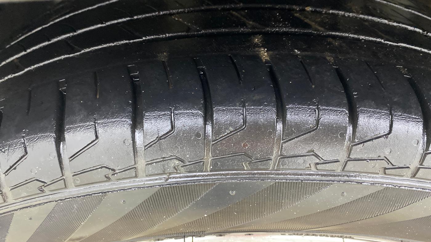 2022 Hyundai Creta SX (O) IVT 1.5 PETROL, Petrol, Automatic, 42,131 km, Left Front Tyre Tread