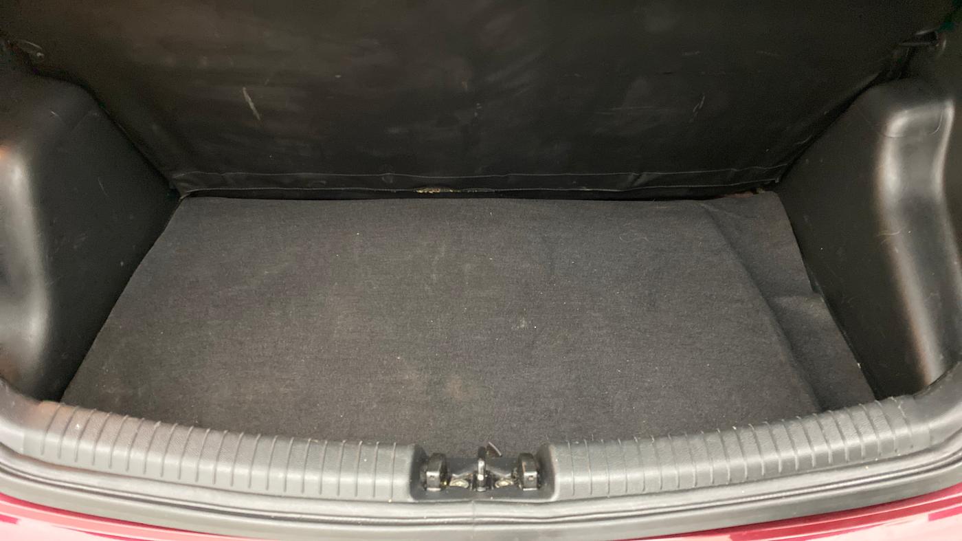 2016 Hyundai Grand i10 ASTA 1.2 (O) VTVT, Petrol, Manual, 32,892 km, Boot Inside