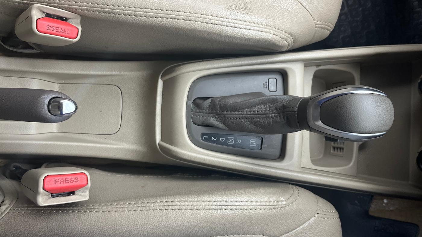 2021 Maruti Ertiga VXI AT SHVS, Petrol, Automatic, 62,696 km, Gear Lever