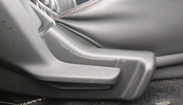 2020 Maruti Baleno DELTA PETROL 1.2, Petrol, Manual, 63,040 km, Driver Side Adjustment Panel