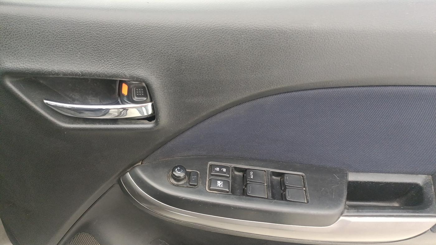 2020 Maruti Baleno DELTA PETROL 1.2, Petrol, Manual, 63,040 km, Driver Side Door Panels Control