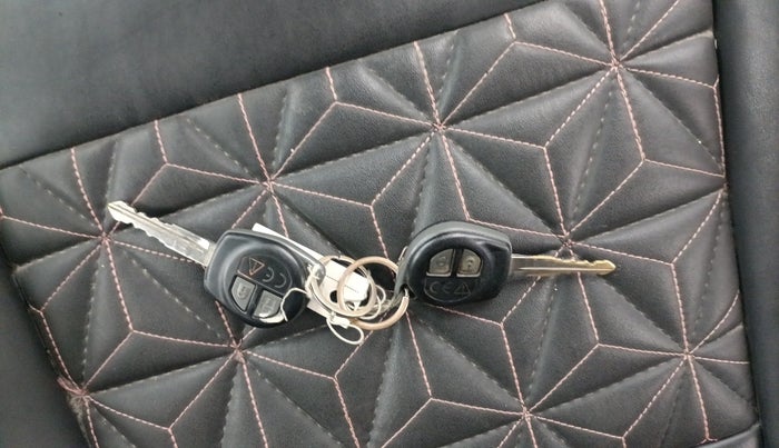 2020 Maruti Baleno DELTA PETROL 1.2, Petrol, Manual, 63,040 km, Key Close Up