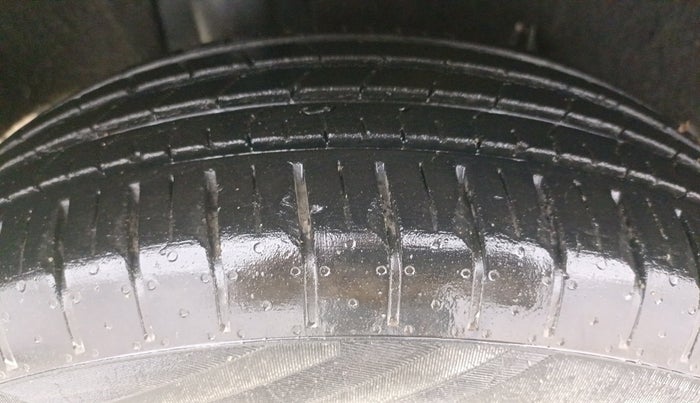 2020 Maruti Baleno DELTA PETROL 1.2, Petrol, Manual, 63,040 km, Right Rear Tyre Tread