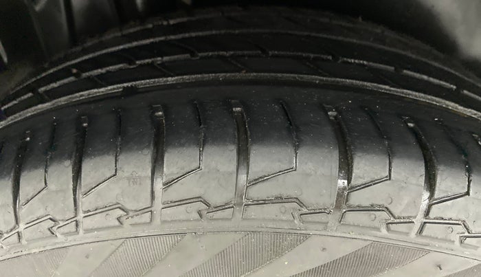 2018 Maruti S Cross ZETA 1.3 SHVS, Diesel, Manual, 22,993 km, Right Rear Tyre Tread