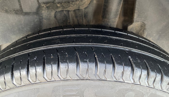 2020 Maruti Swift VXI, Petrol, Manual, 67,473 km, Left Rear Tyre Tread