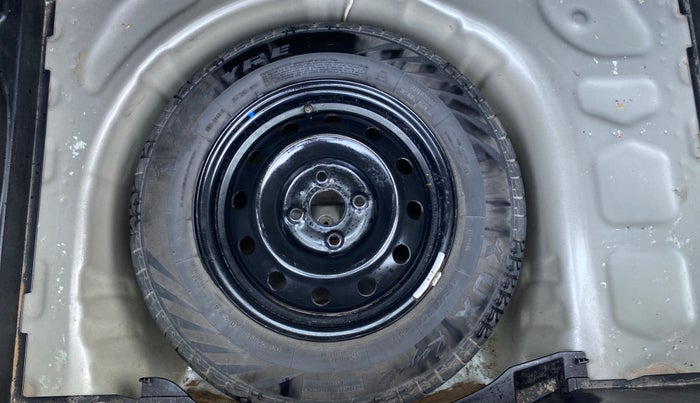 2020 Maruti Swift VXI, Petrol, Manual, 67,473 km, Spare Tyre