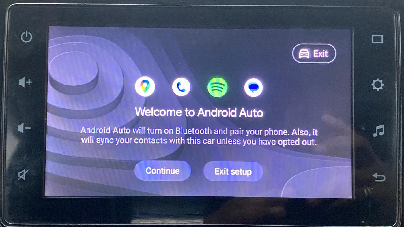 2019 Maruti XL6 ALPHA AT, CNG, Automatic, 96,827 km, Apple CarPlay and Android Auto